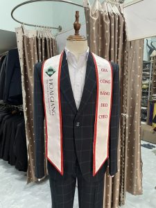 bang deo tot nghiep 1