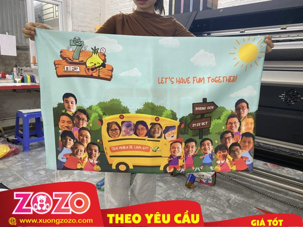 Mẫu Cờ Lớp Theo Yêu Cầu – Thiết Kế Riêng, Đồng Bộ, Bền Đẹp 1 Mẫu Cờ Lớp