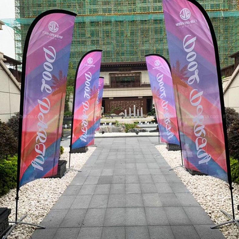 Cờ Phướn In UV Chống Phai 1 Cờ Phướn Cánh Cung - In UV 43 DanaWall