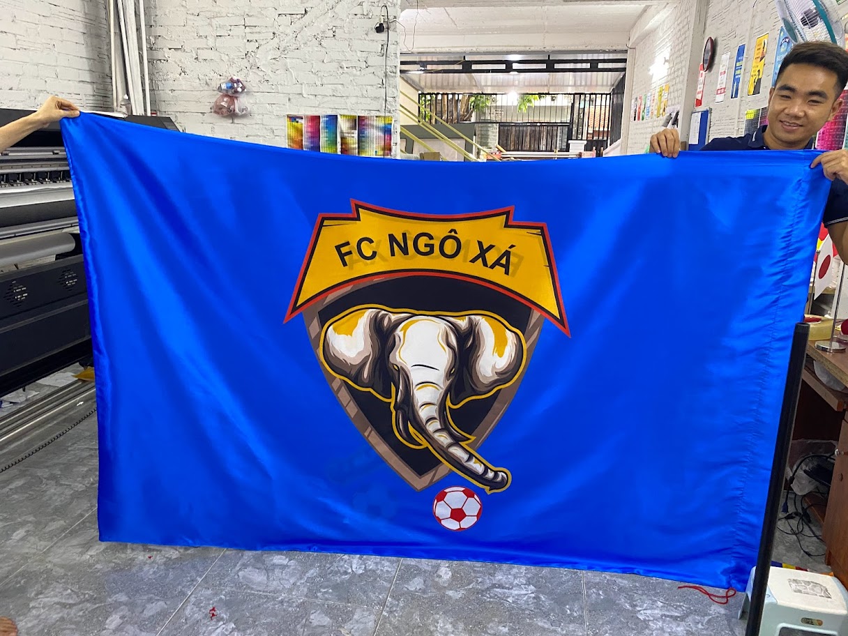 Mẫu Cờ Lớp Theo Yêu Cầu – Thiết Kế Riêng, Đồng Bộ, Bền Đẹp 2 Tạo Nét Độc Đáo Cho Sự Kiện Của Bạn với Cờ In Theo Yêu Cầu