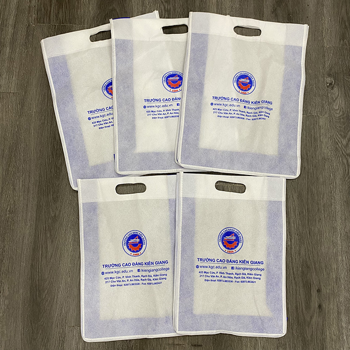 TÚI VẢI KHÔNG DỆT IN LOGO CAO ĐẲNG KIÊN GIANG