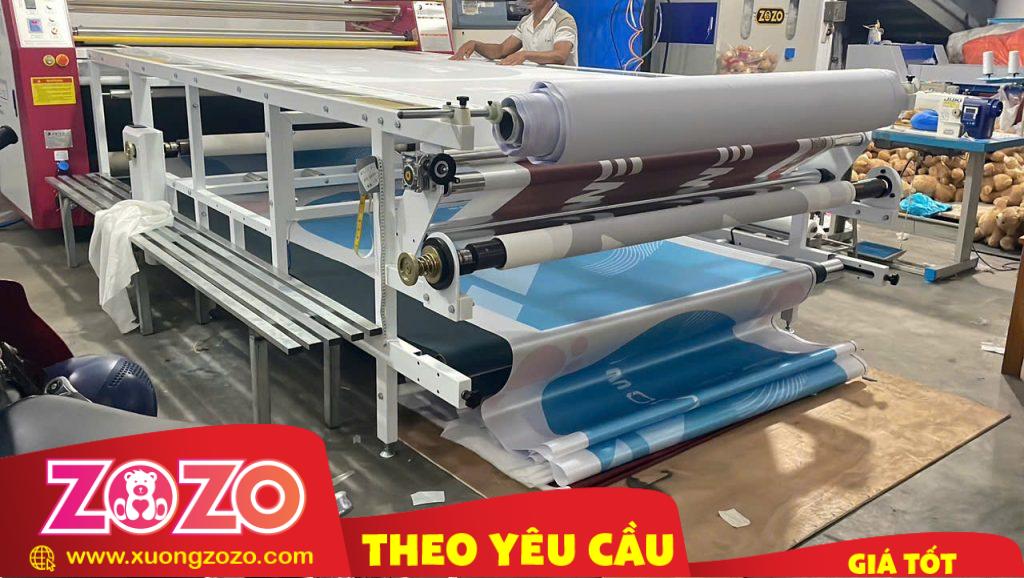 Xưởng May Cờ Vải Uy Tín – Sản Xuất Trực Tiếp Tại Xưởng ZoZo 1 XƯỞNG MAY CỜ VẢI