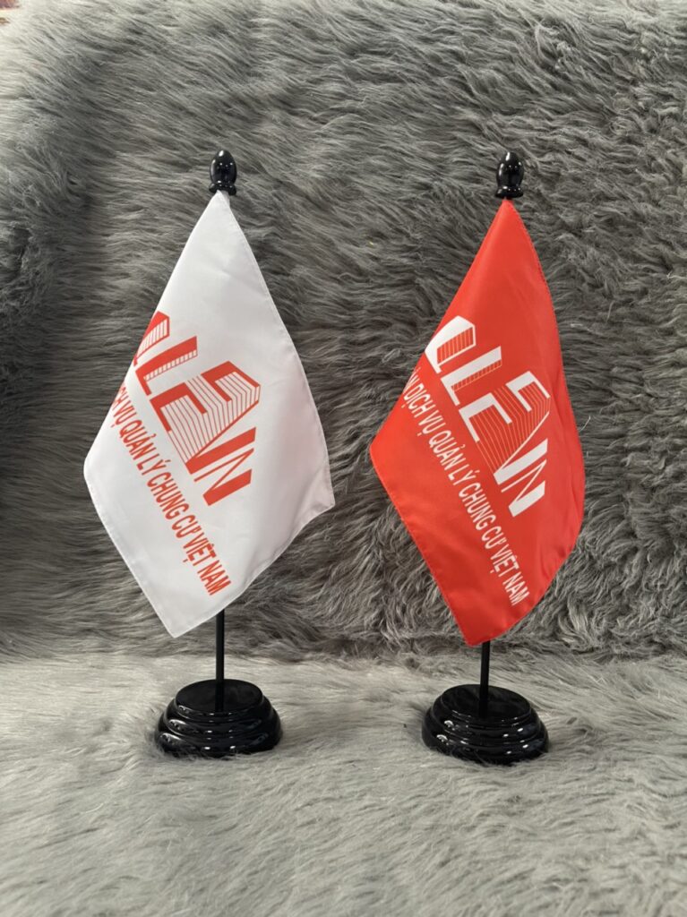 Cờ Để Bàn - Cờ Sao chuyên may cờ và in cờ các loại, giá gốc tại xưởng