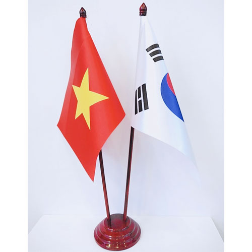 Đế Cờ Để Bàn 2 Lá Nhựa Giá Xưởng | Tại ZoZo 3 Đế Cờ Để Bàn 2 Lá Nhựa