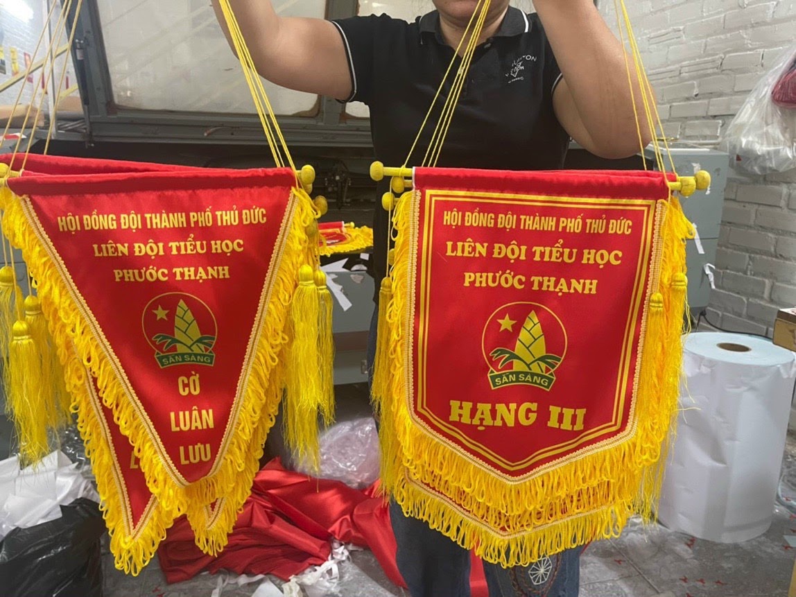 Cờ Lưu Niệm Thể Thao, Cờ lưu niệm cuộc thi, giải đấu.