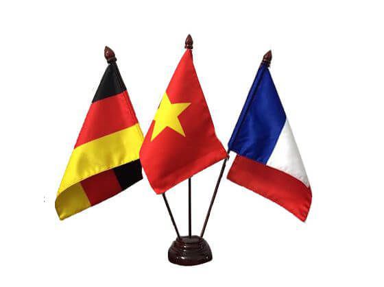 in co de ban gia tot nhan in logo quoc ky co su kien tai xuong zozo 1