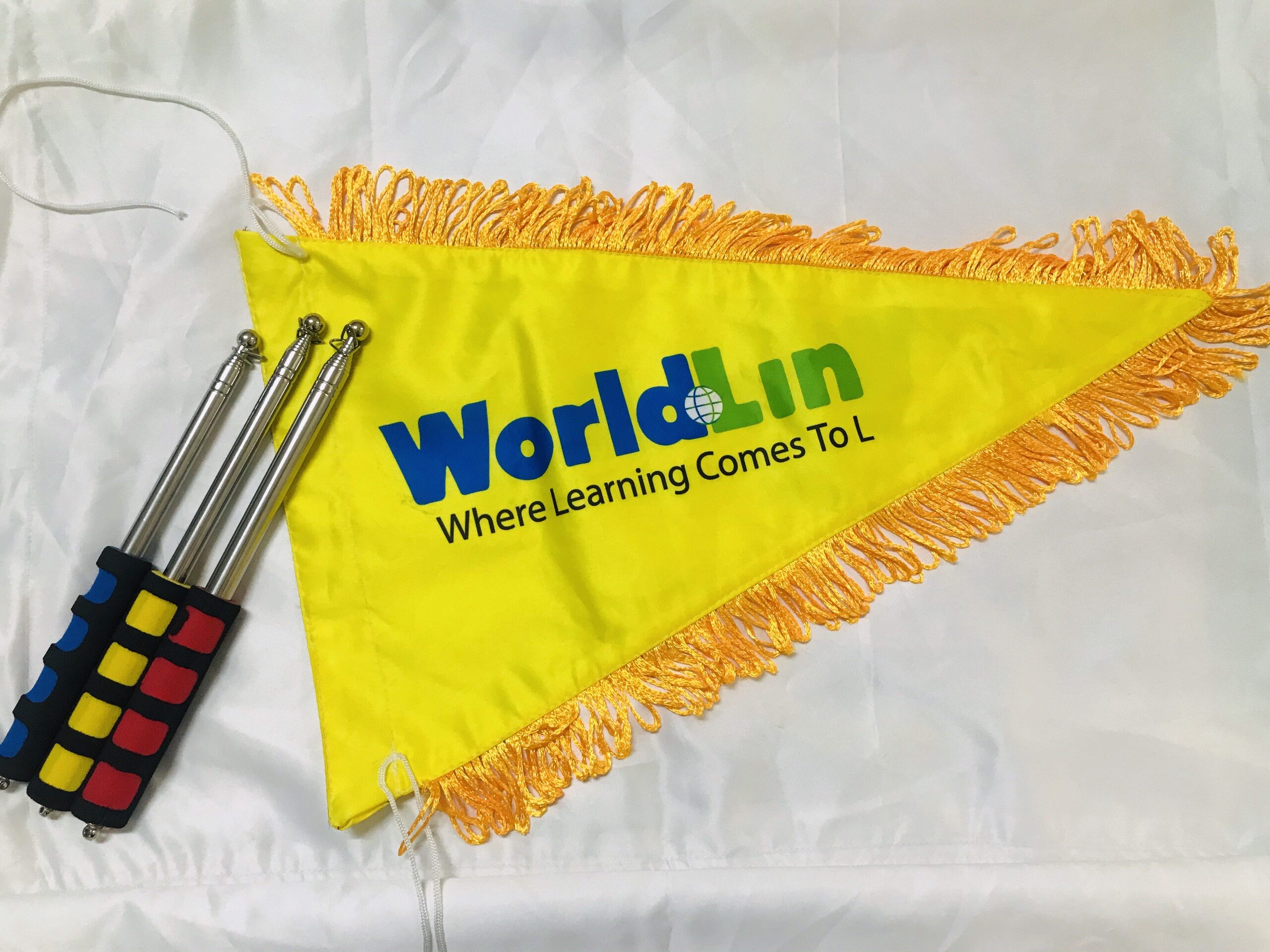 In Cờ Du Lịch Theo Yêu Cầu – Giải Pháp Nhận Diện Đoàn Chuyên Nghiệp Do Xưởng ZoZo Sản Xuất 4 in co du lich theo yeu cau giai phap nhan dien doan chuyen nghiep do xuong zozo san xuat 2