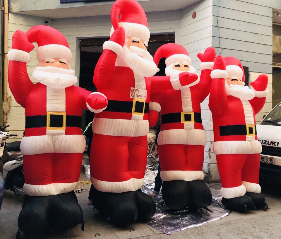 rối hơi ông già Noel